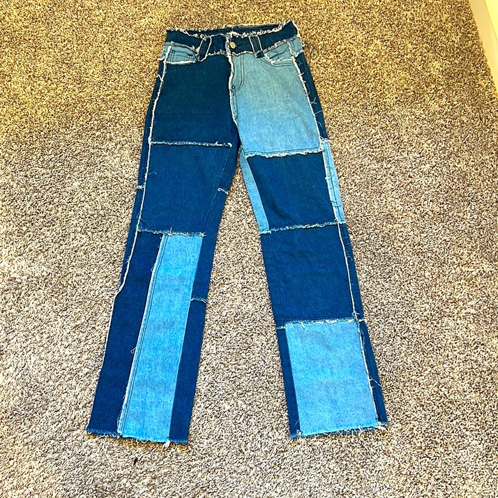 Trendy in style jeans - Picture 1 of 1